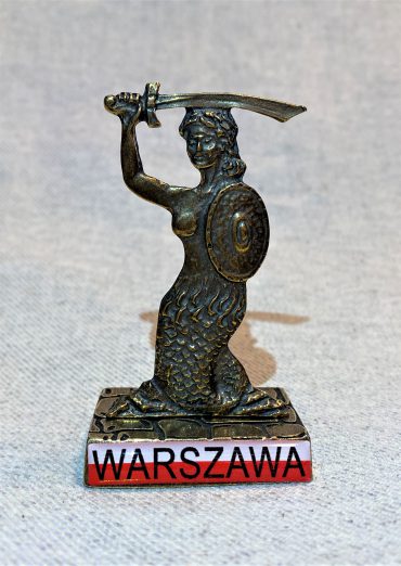 IMG 1552 370x522 - Metalowa Syrenka Warszawska